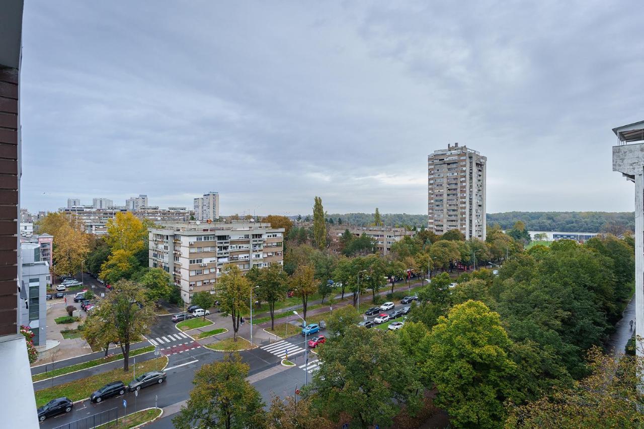 Yellow Lux Apartment Белград Экстерьер фото